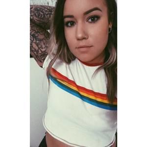 Meet your Posher, Victoria